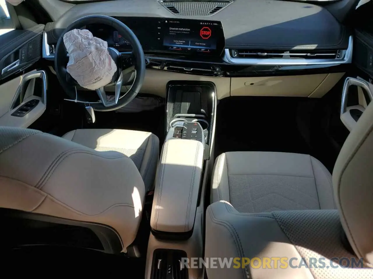 8 fotografías del automóvil dañado WBX73EF06P5X43840 BMW X1 2023