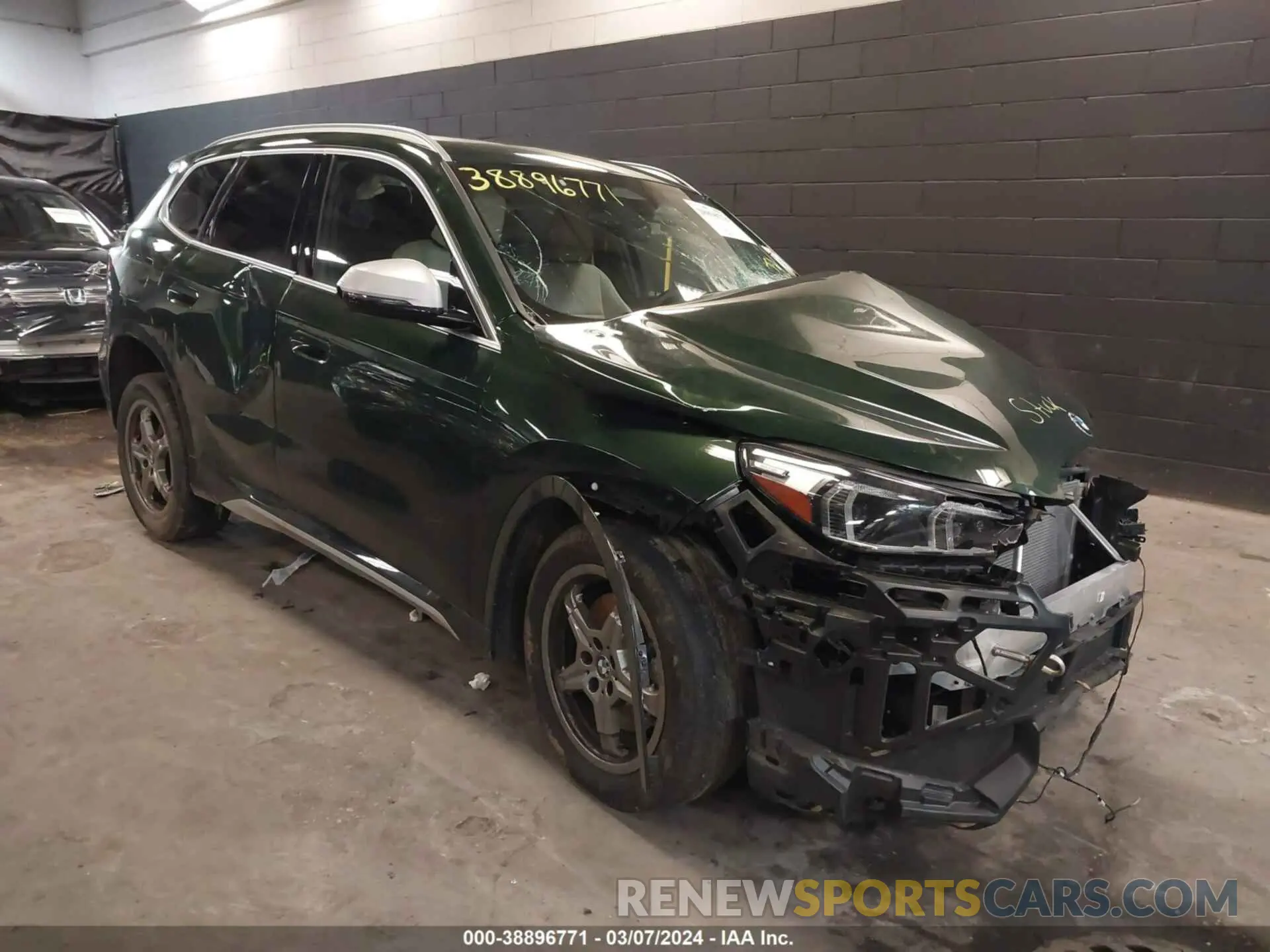 1 fotografías del automóvil dañado WBX73EF07P5V79451 BMW X1 2023