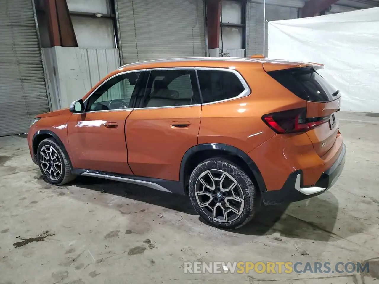 2 fotografías del automóvil dañado WBX73EF07P5X43409 BMW X1 2023