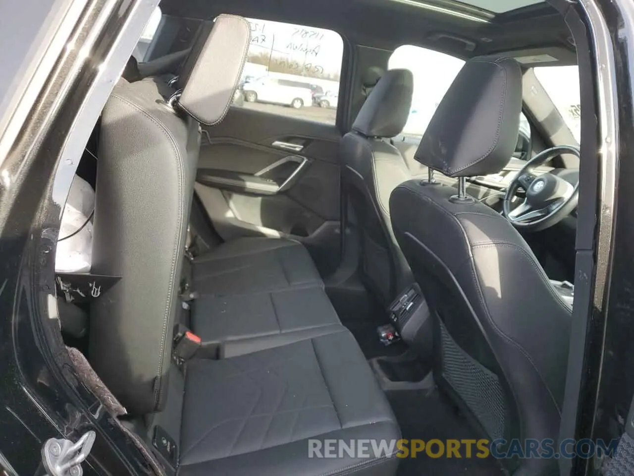 11 fotografías del automóvil dañado WBX73EF08P5W39155 BMW X1 2023