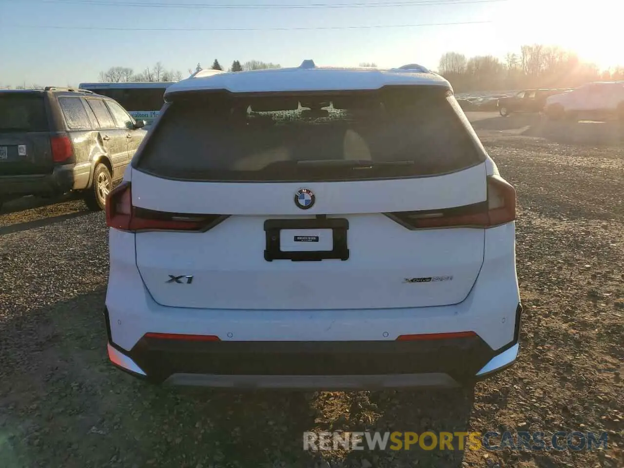 6 fotografías del automóvil dañado WBX73EF08P5W46946 BMW X1 2023