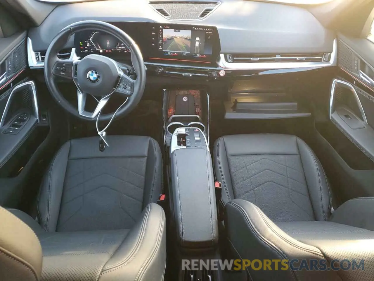 8 fotografías del automóvil dañado WBX73EF08P5W46946 BMW X1 2023
