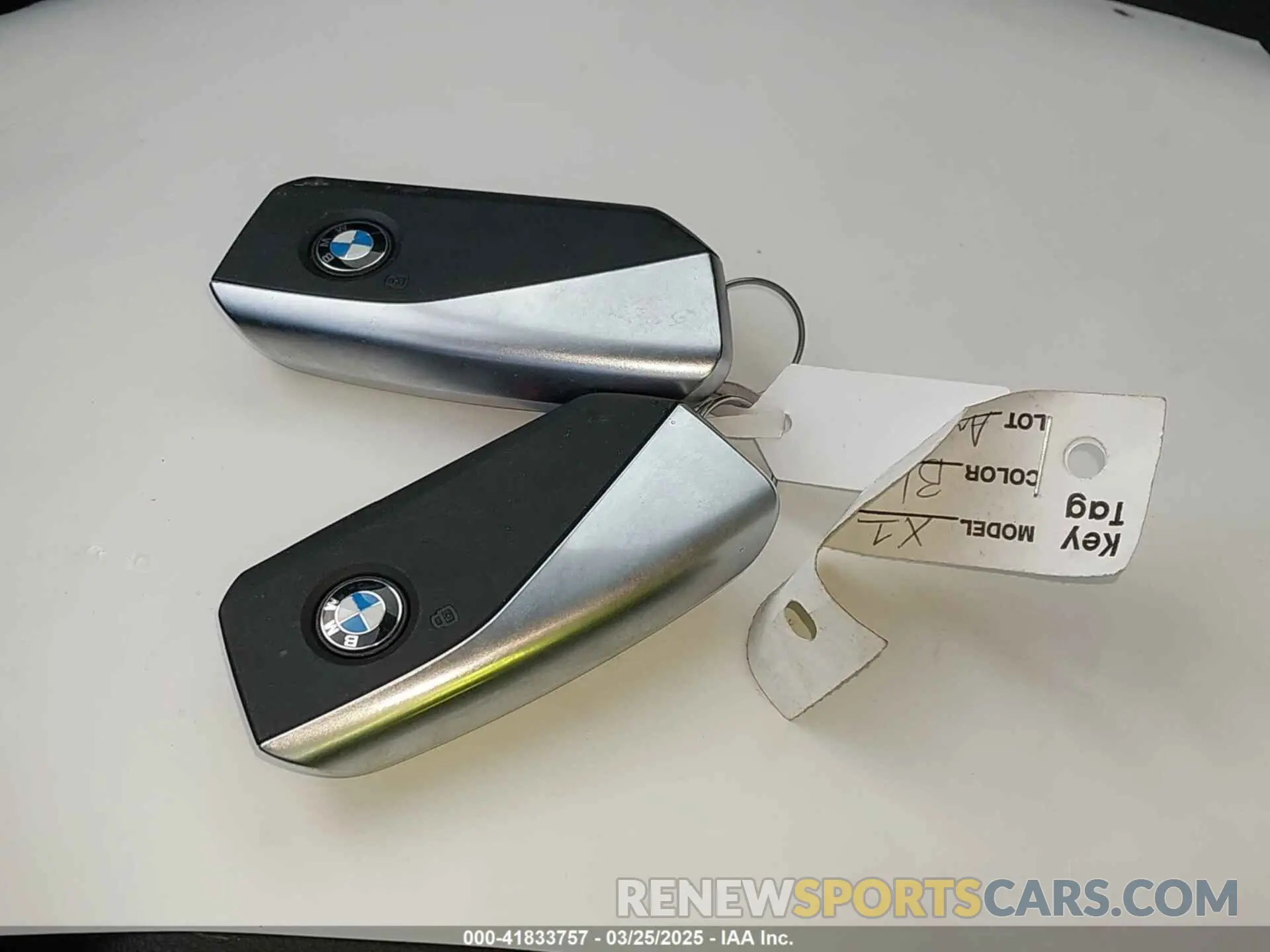 11 fotografías del automóvil dañado WBX73EF08P5W69000 BMW X1 2023