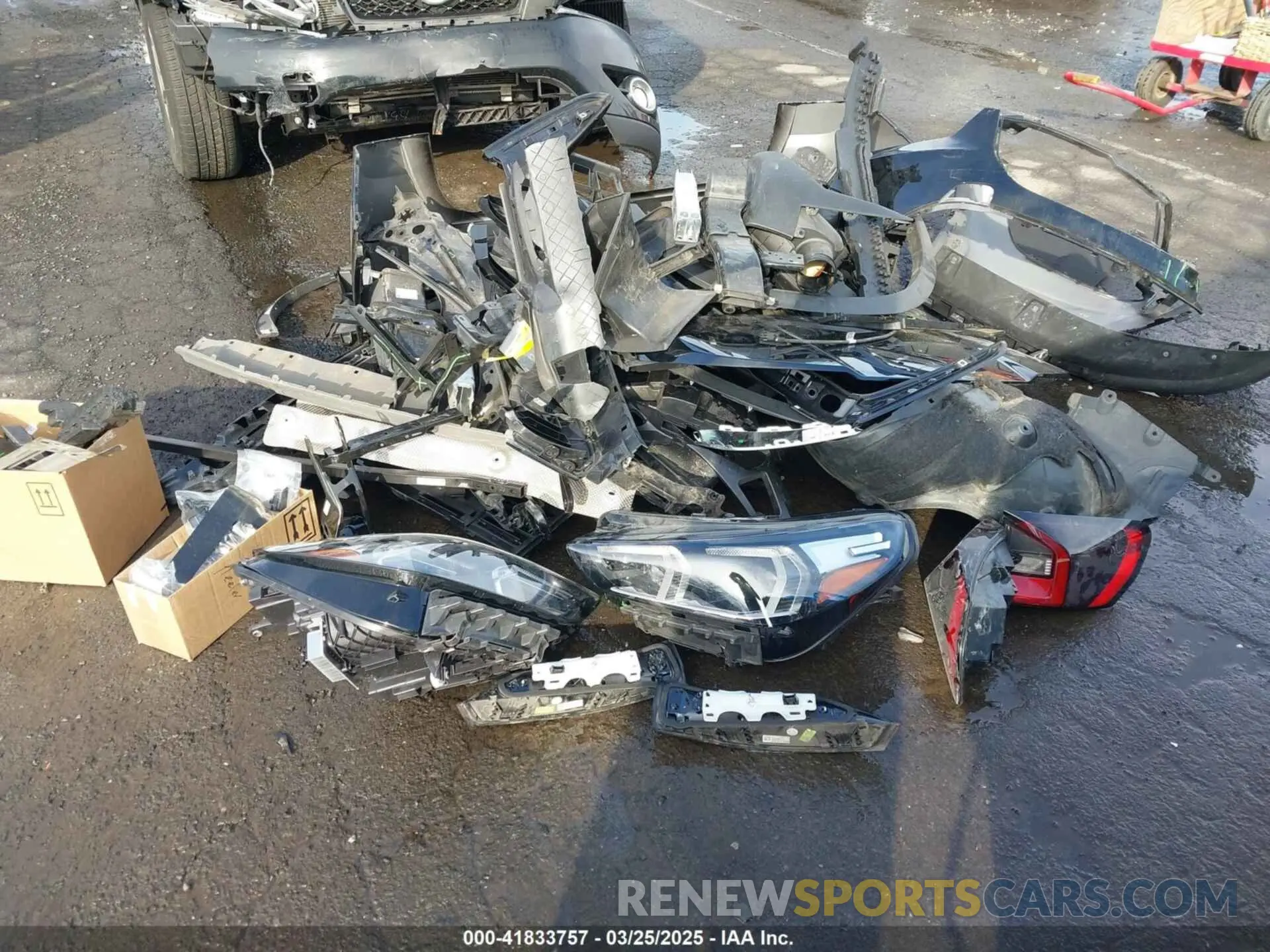 12 fotografías del automóvil dañado WBX73EF08P5W69000 BMW X1 2023