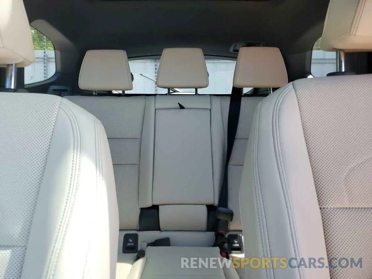 10 fotografías del automóvil dañado WBX73EF08P5W79817 BMW X1 2023