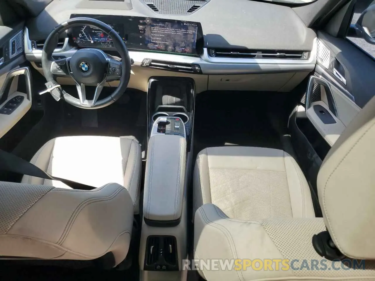 8 fotografías del automóvil dañado WBX73EF08P5W79817 BMW X1 2023