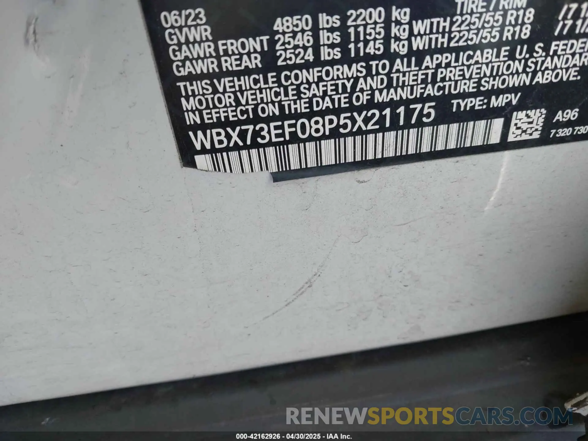 9 fotografías del automóvil dañado WBX73EF08P5X21175 BMW X1 2023