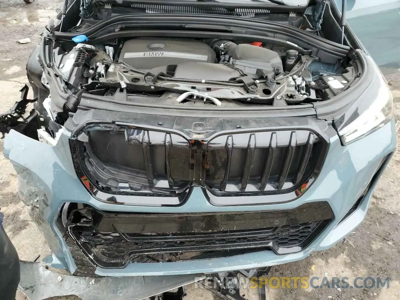 12 fotografías del automóvil dañado WBX73EF08P5X86169 BMW X1 2023