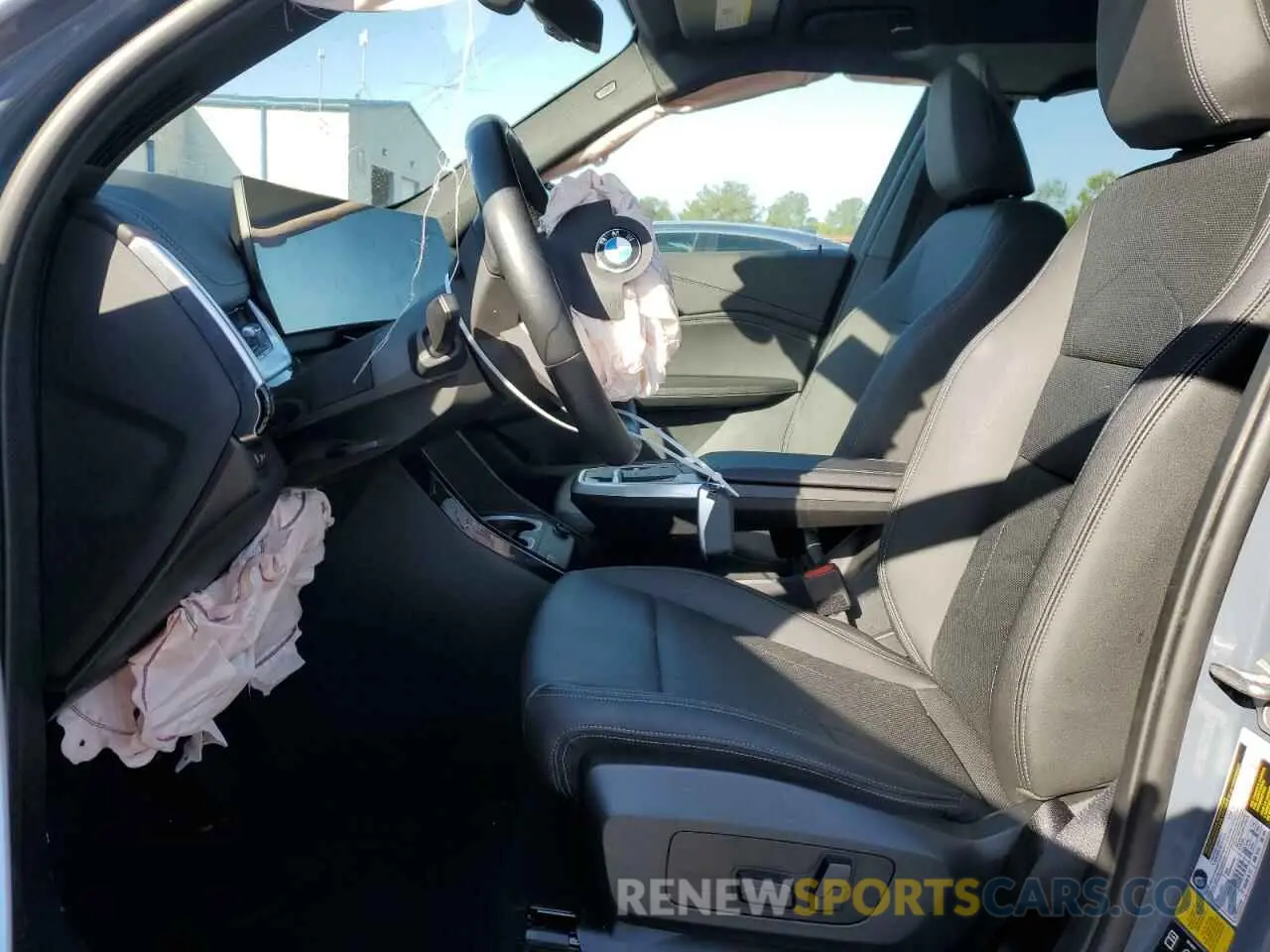 7 fotografías del automóvil dañado WBX73EF09P5W54036 BMW X1 2023