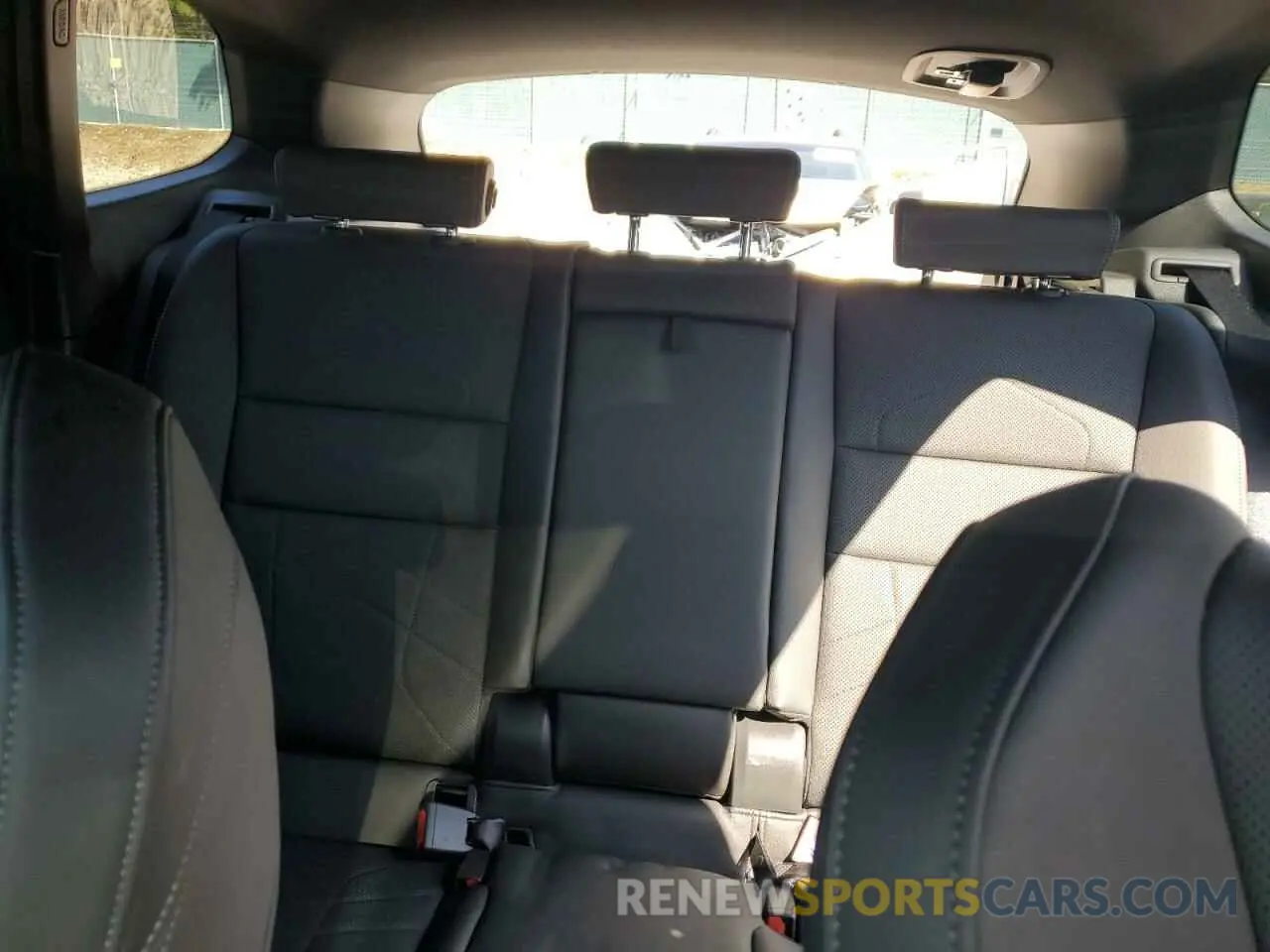 10 fotografías del automóvil dañado WBX73EF09P5X36168 BMW X1 2023