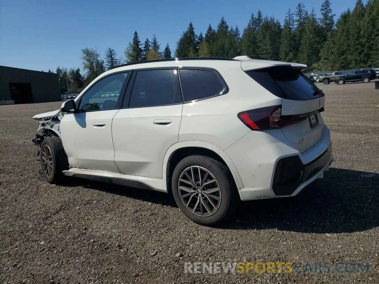 2 fotografías del automóvil dañado WBX73EF09P5X36168 BMW X1 2023