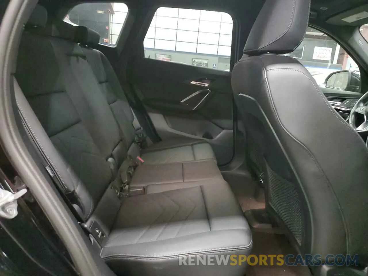 11 fotografías del automóvil dañado WBX73EF0XP5X06368 BMW X1 2023