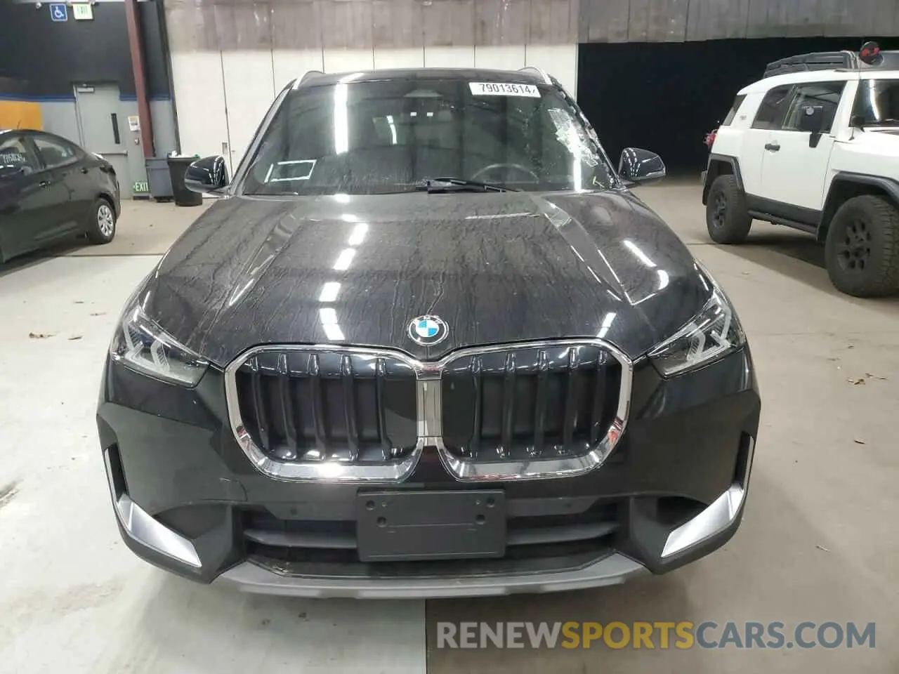 5 fotografías del automóvil dañado WBX73EF0XP5X06368 BMW X1 2023