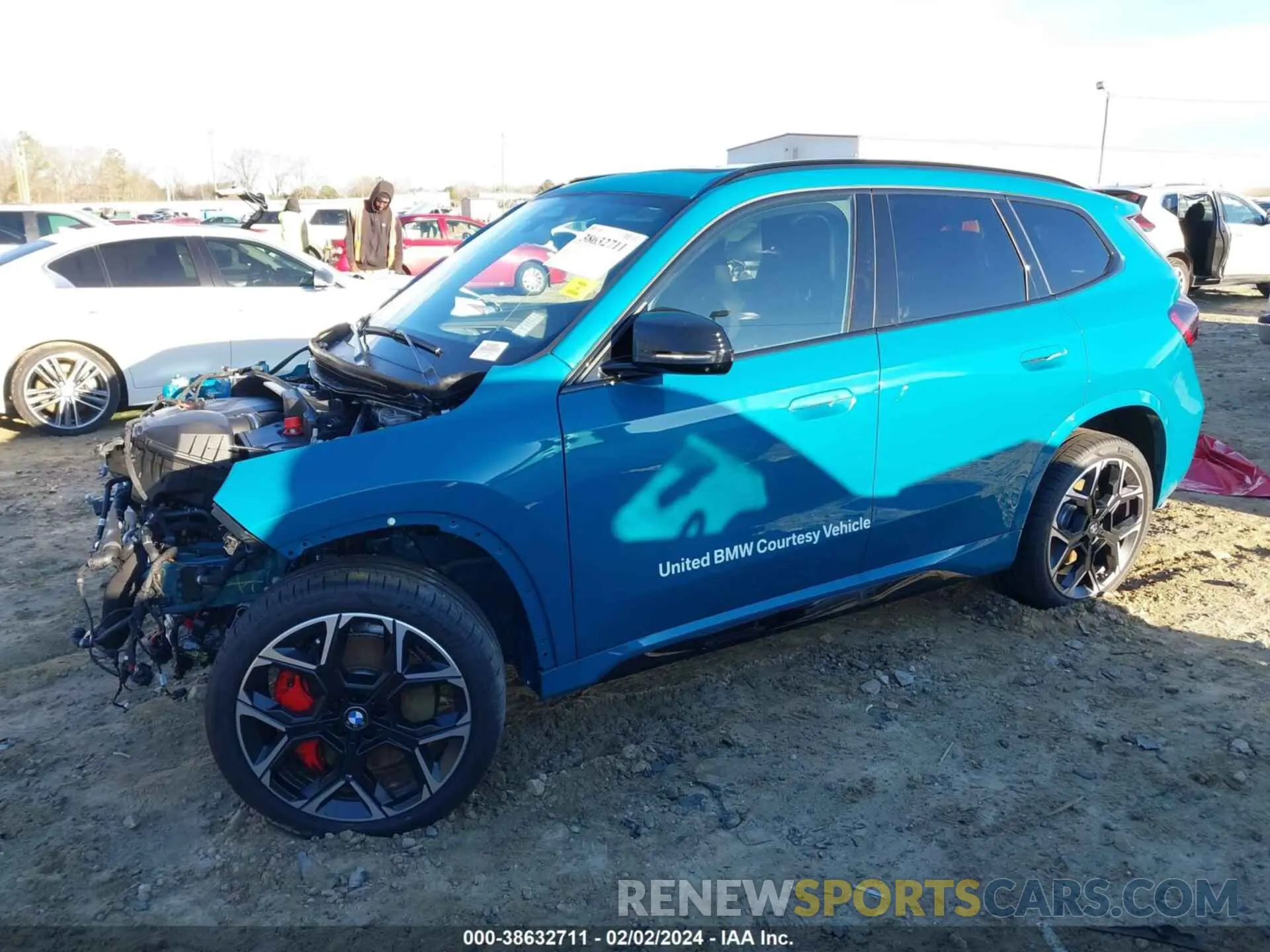 15 fotografías del automóvil dañado WBX13EF04R5X69250 BMW X1 2024