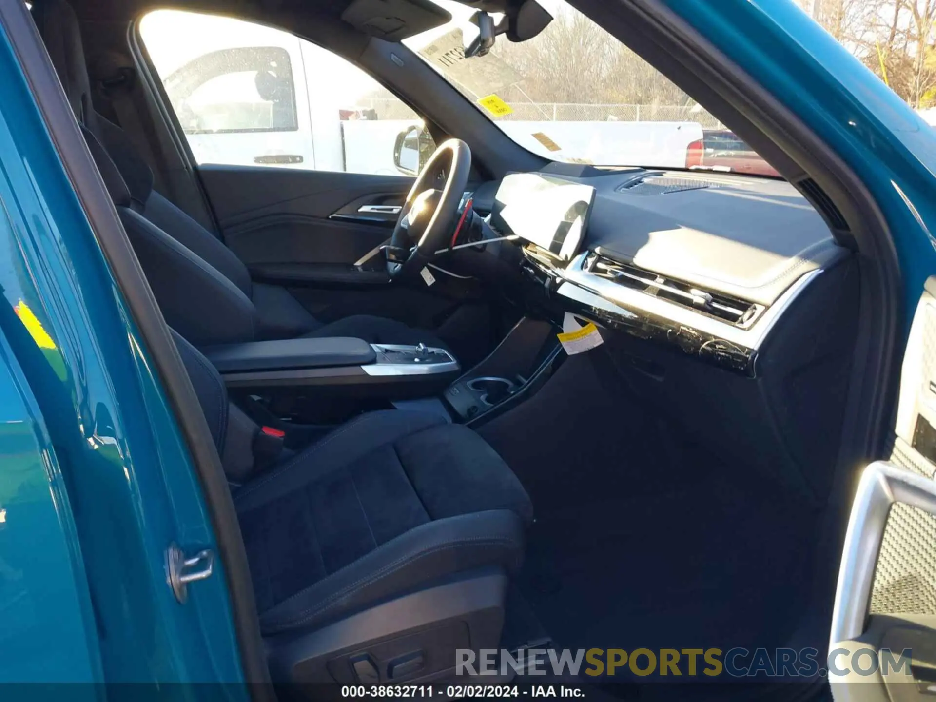 5 fotografías del automóvil dañado WBX13EF04R5X69250 BMW X1 2024