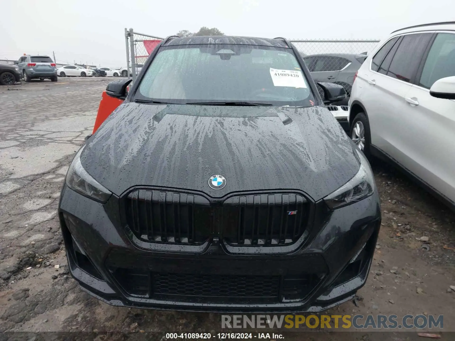 12 fotografías del automóvil dañado WBX13EF08R5Y22211 BMW X1 2024