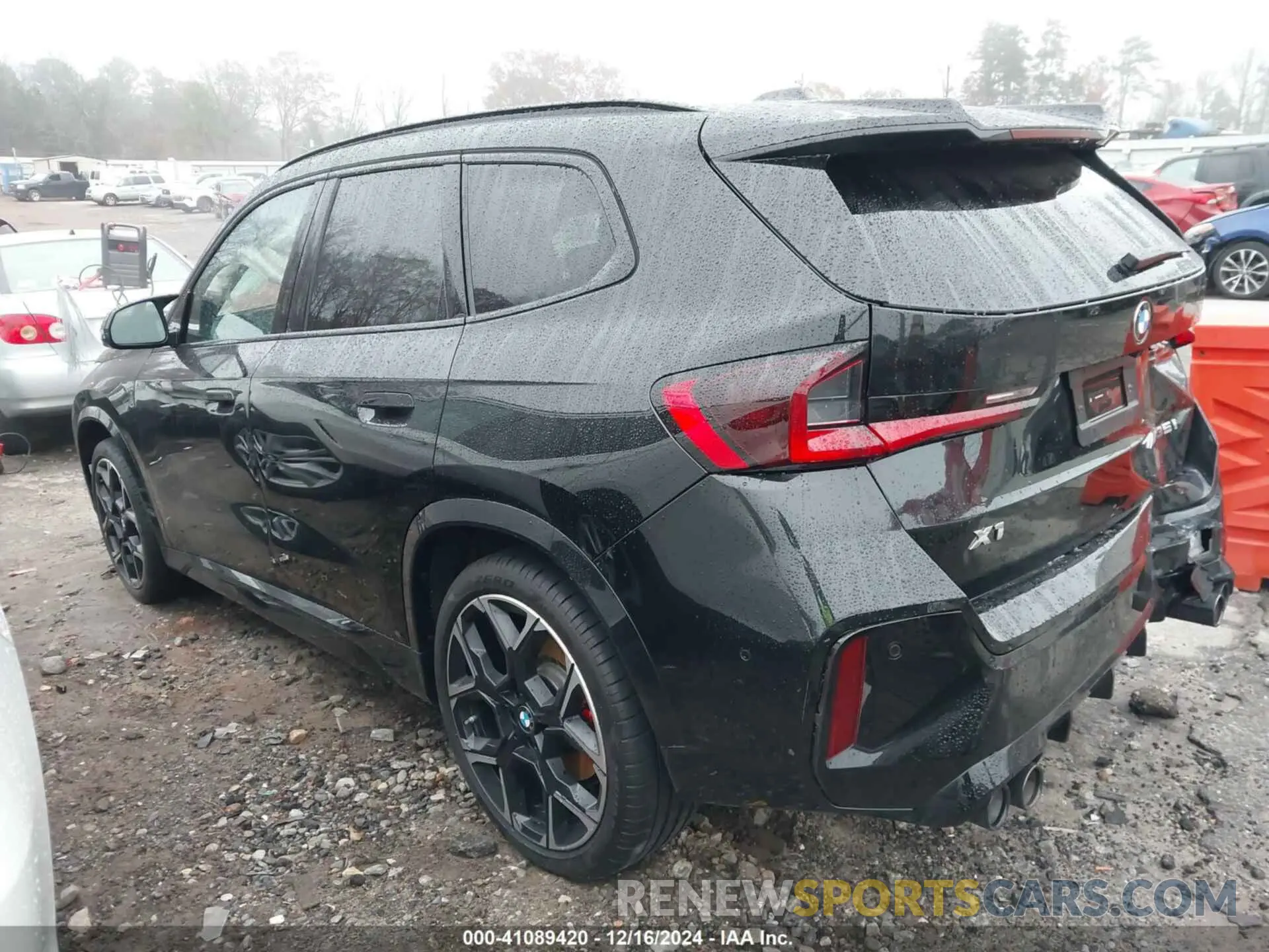 14 fotografías del automóvil dañado WBX13EF08R5Y22211 BMW X1 2024