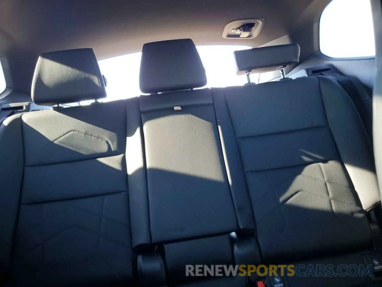 10 fotografías del automóvil dañado WBX73EF02R5Y51102 BMW X1 2024