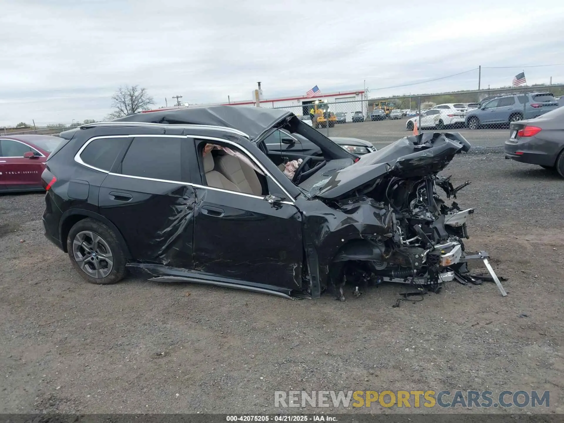 13 fotografías del automóvil dañado WBX73EF03R5Y38939 BMW X1 2024
