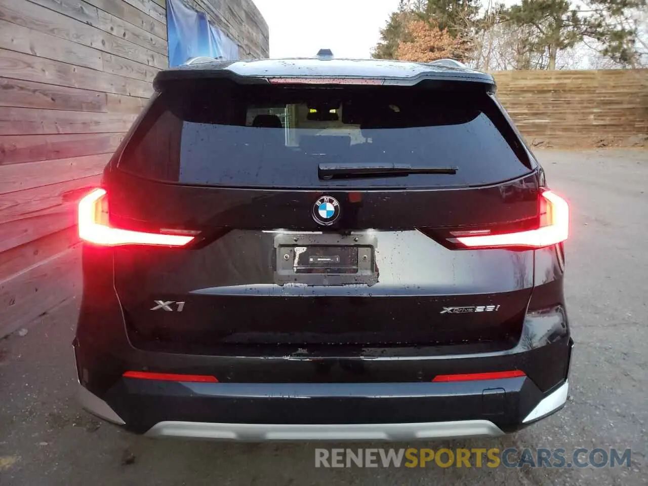 6 fotografías del automóvil dañado WBX73EF03R5Z46204 BMW X1 2024