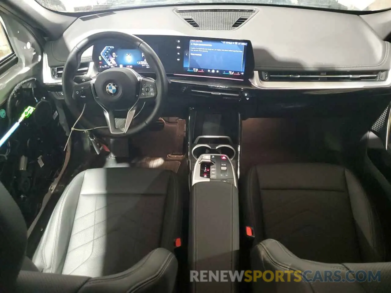 8 fotografías del automóvil dañado WBX73EF04R5Z84007 BMW X1 2024
