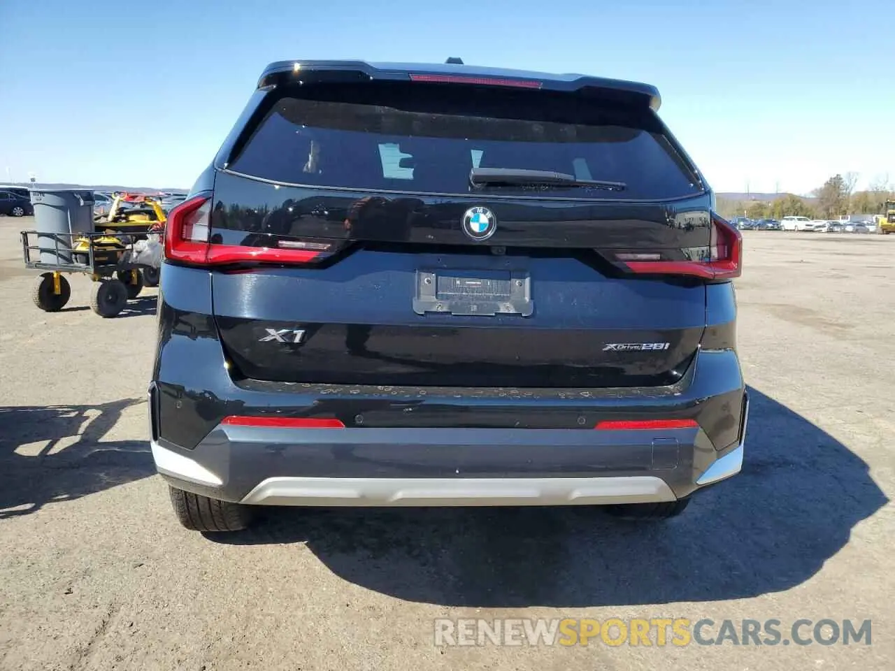 6 fotografías del automóvil dañado WBX73EF06R5Y43830 BMW X1 2024