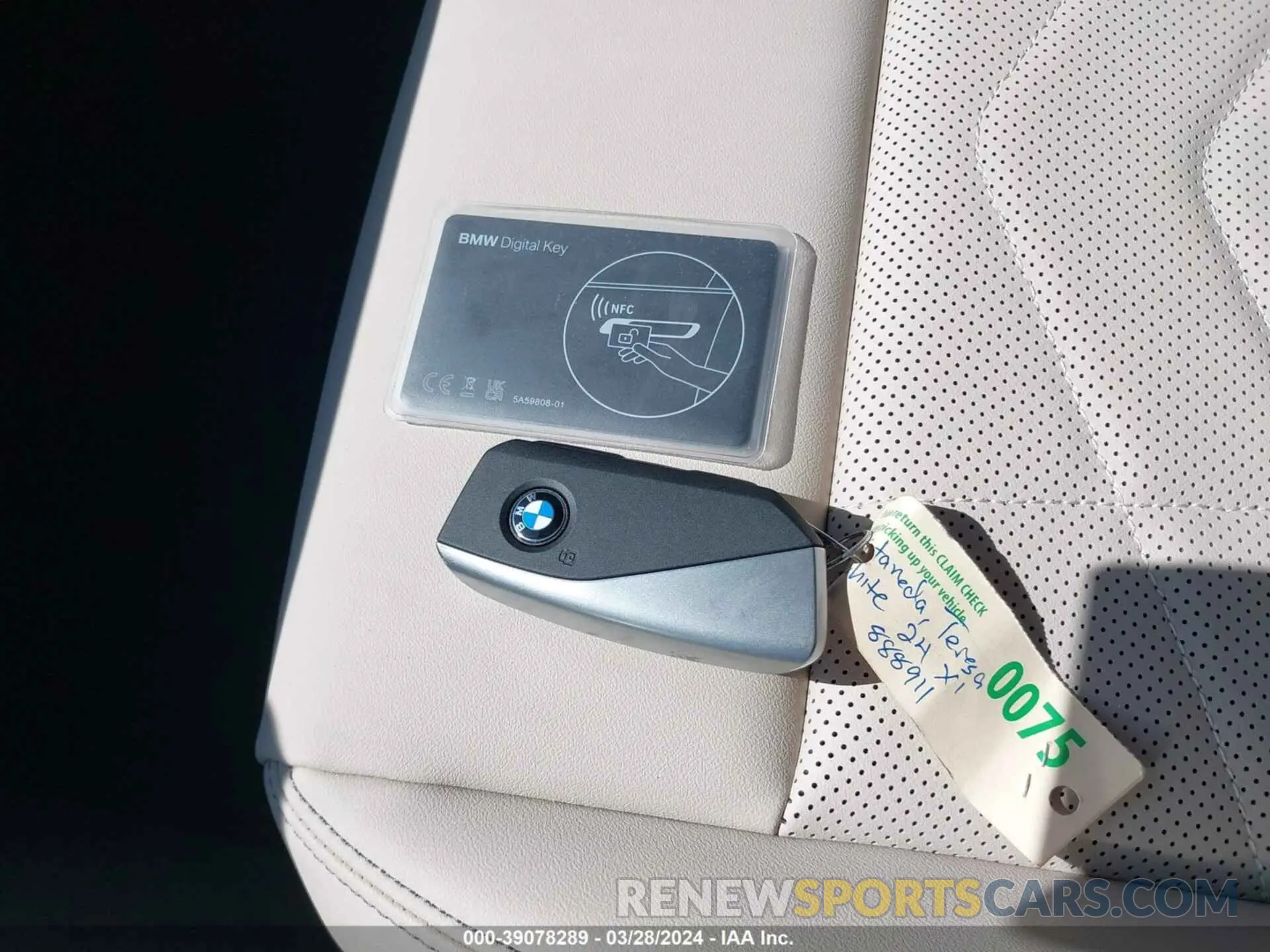 11 fotografías del automóvil dañado WBX73EF06R5Y44699 BMW X1 2024