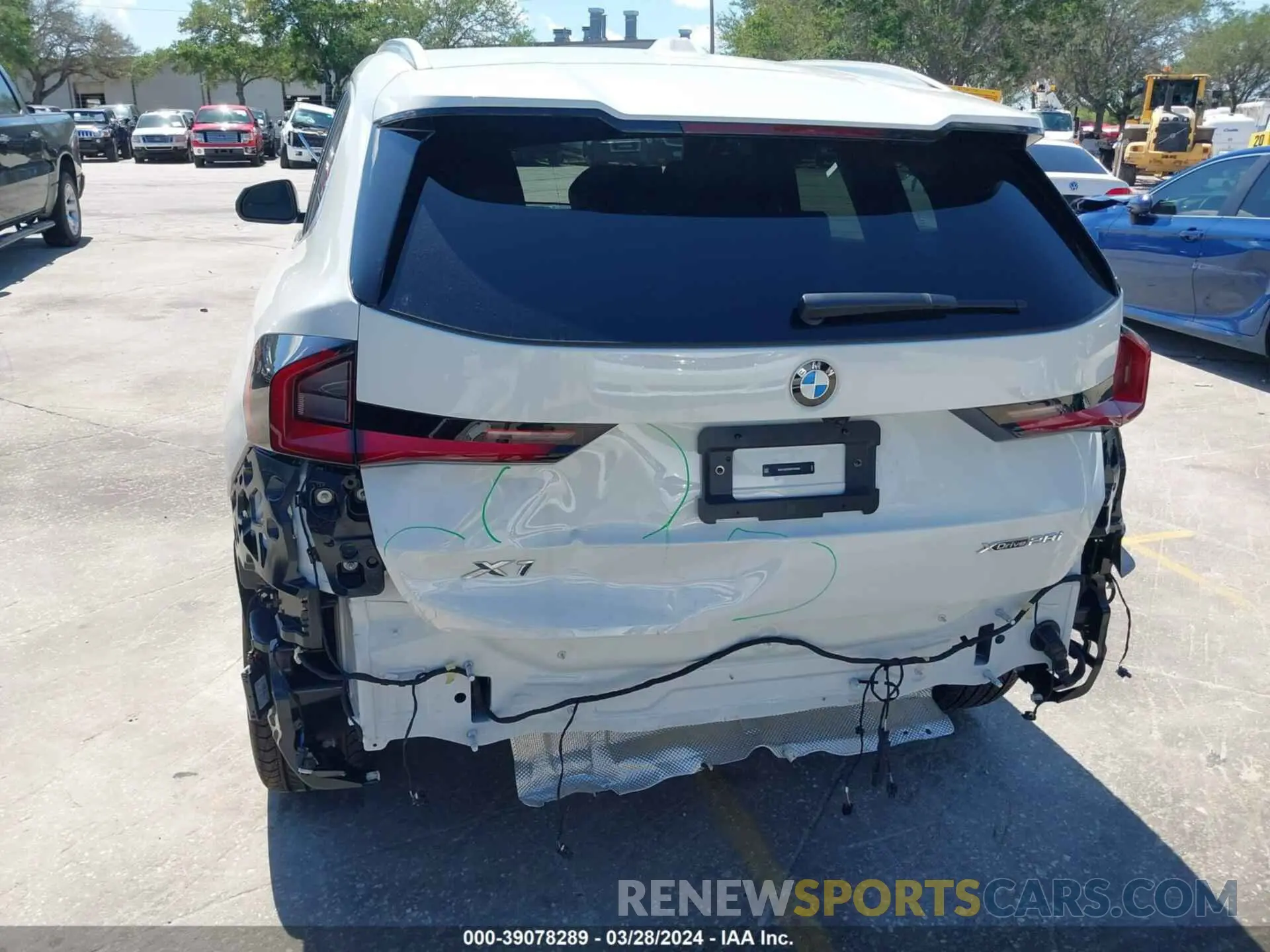 18 fotografías del automóvil dañado WBX73EF06R5Y44699 BMW X1 2024