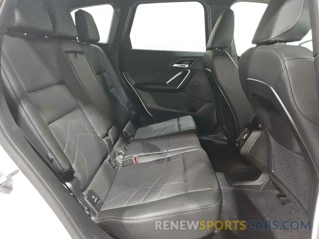 11 fotografías del automóvil dañado WBX73EF06R5Z87491 BMW X1 2024