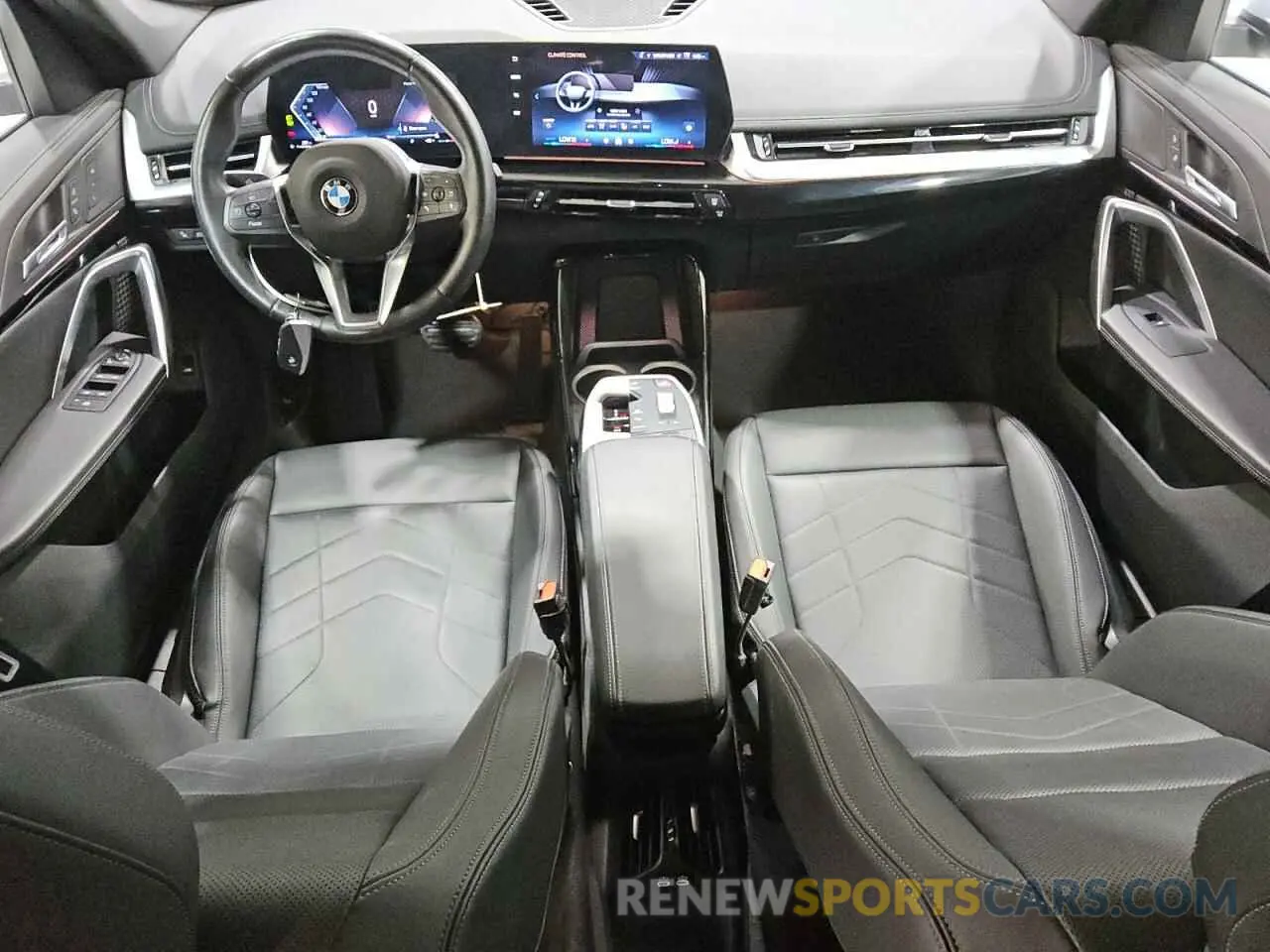 8 fotografías del automóvil dañado WBX73EF06R5Z87491 BMW X1 2024
