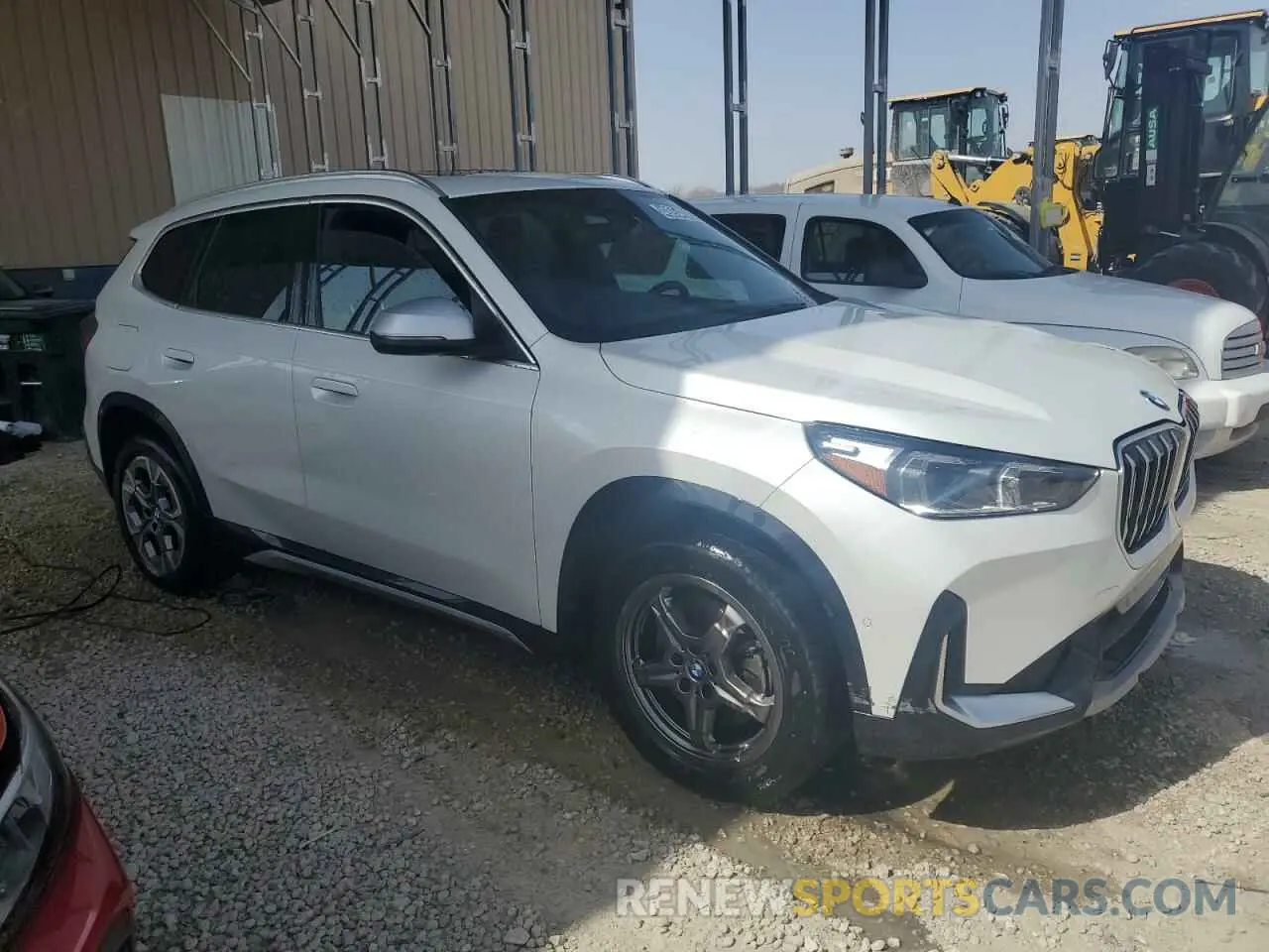 4 fotografías del automóvil dañado WBX73EF07R5007573 BMW X1 2024