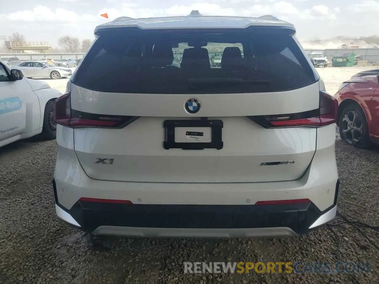 6 fotografías del automóvil dañado WBX73EF07R5007573 BMW X1 2024