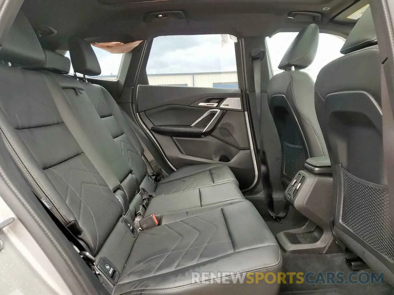 11 fotografías del automóvil dañado WBX73EF07R5Z37604 BMW X1 2024