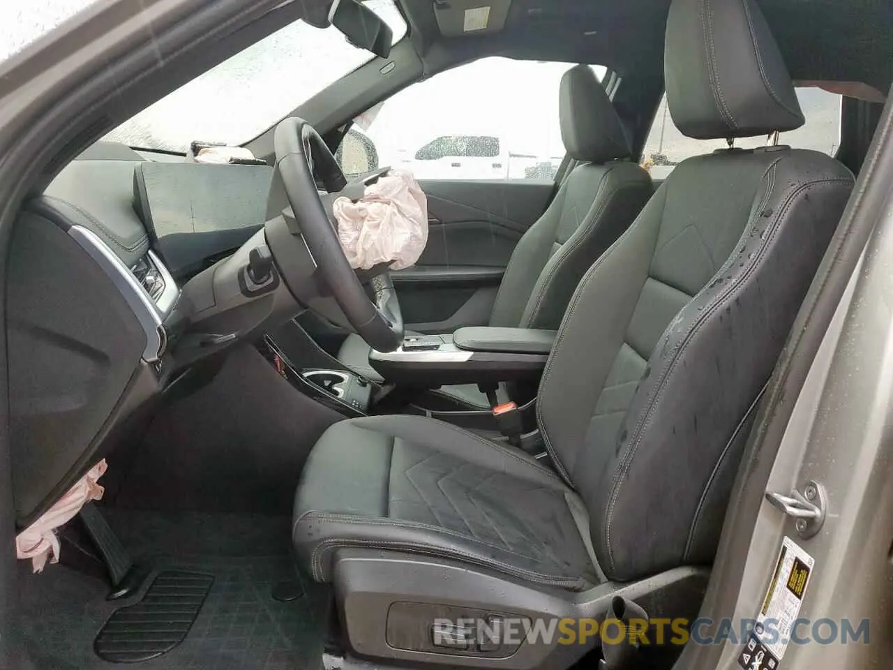 7 fotografías del automóvil dañado WBX73EF07R5Z37604 BMW X1 2024