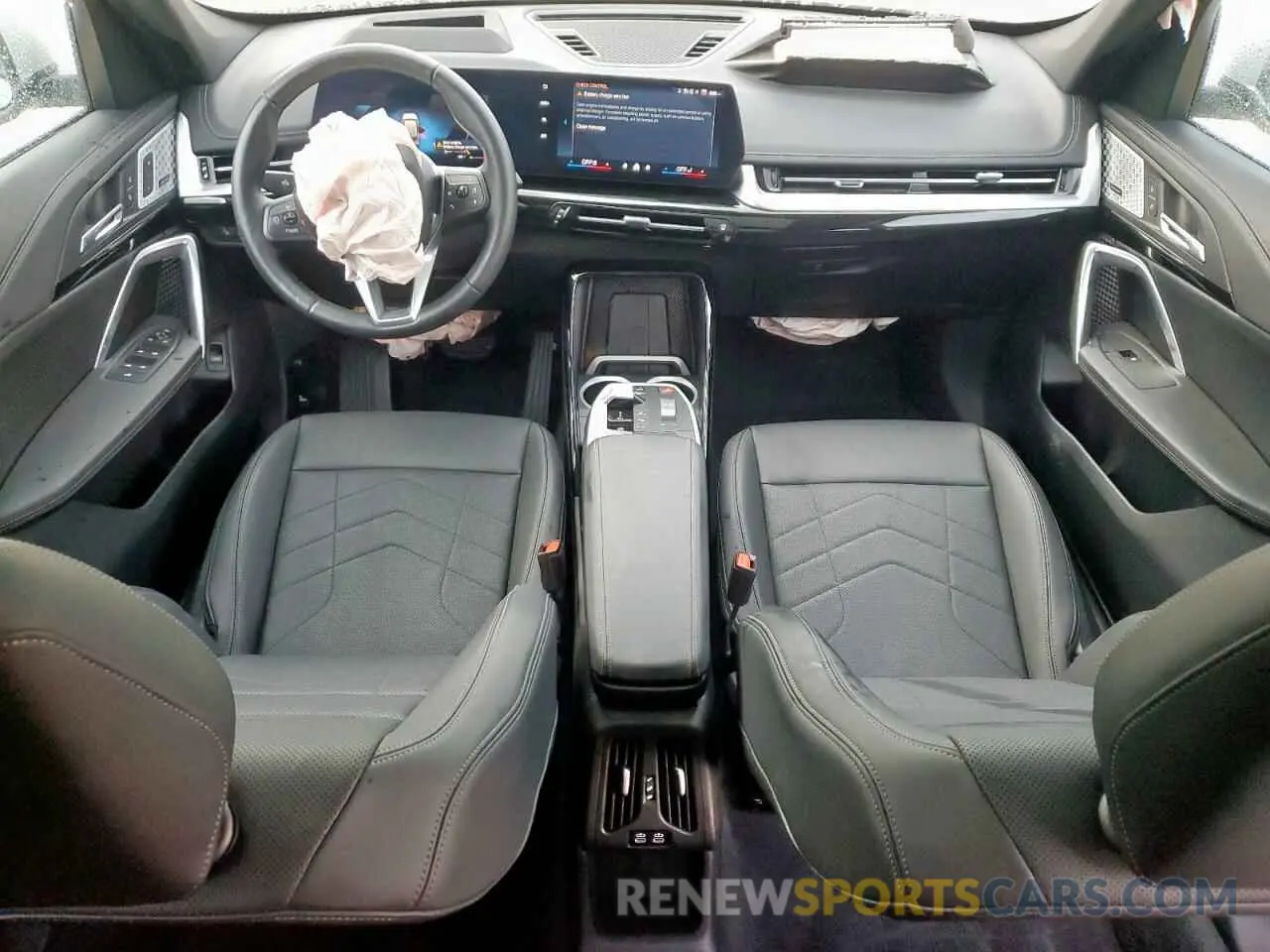 8 fotografías del automóvil dañado WBX73EF07R5Z37604 BMW X1 2024
