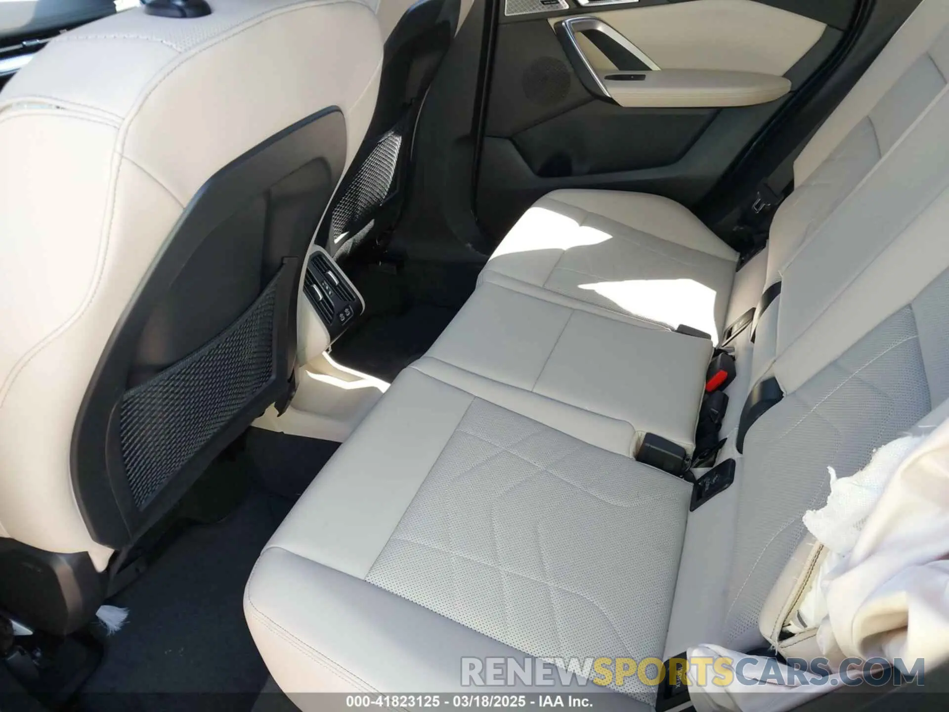 8 fotografías del automóvil dañado WBX73EF08R5Z79084 BMW X1 2024