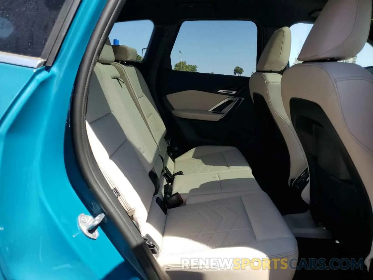 10 fotografías del automóvil dañado WBX73EF0XR5Z05777 BMW X1 2024
