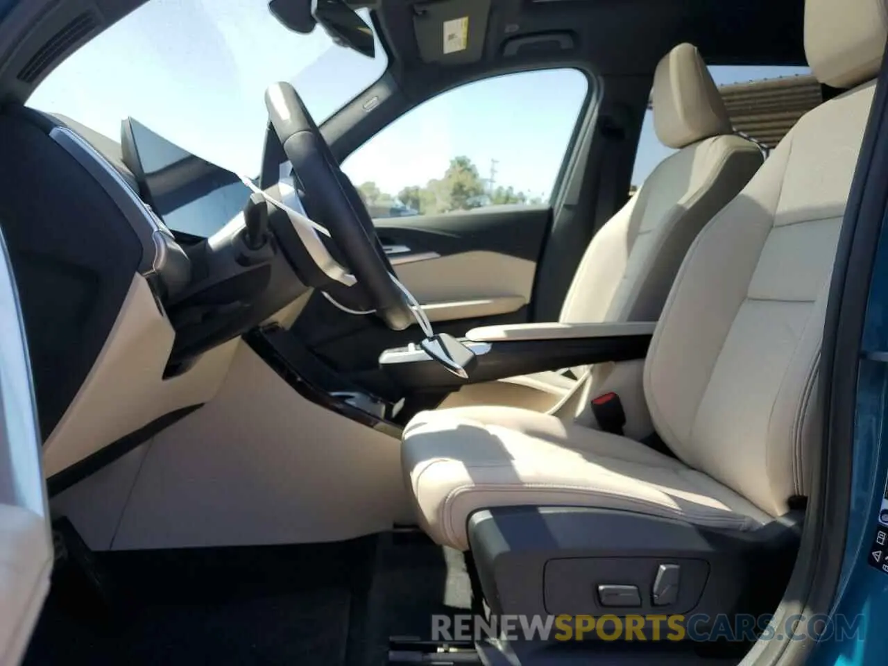 7 fotografías del automóvil dañado WBX73EF0XR5Z05777 BMW X1 2024
