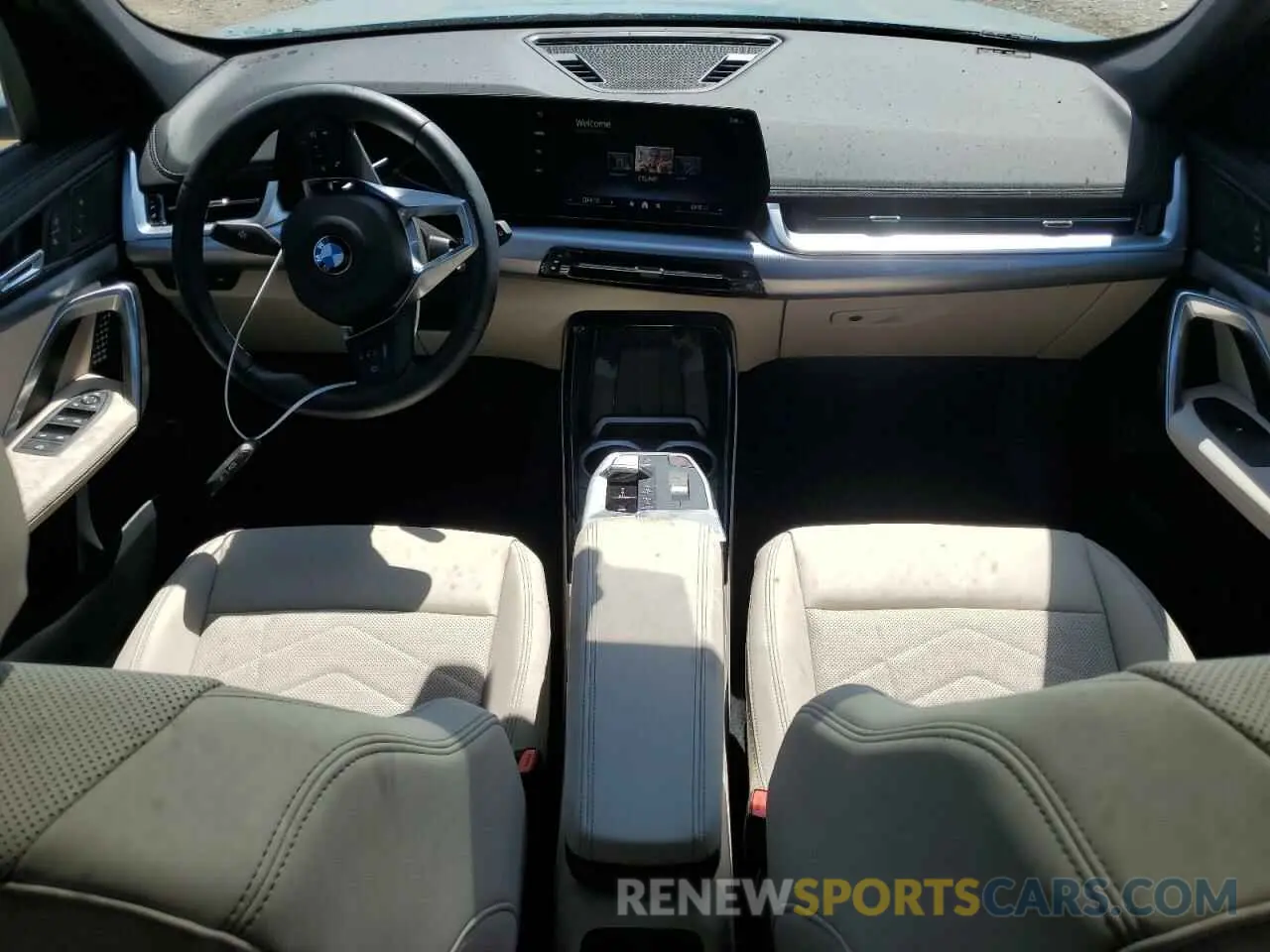 8 fotografías del automóvil dañado WBX73EF0XR5Z05777 BMW X1 2024