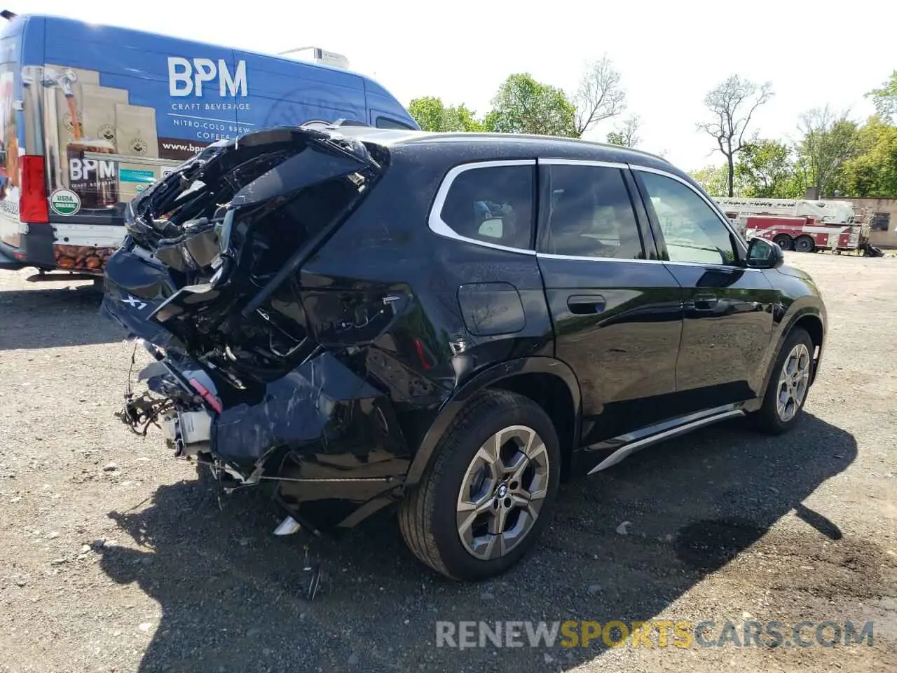 3 fotografías del automóvil dañado WBX73EF00S5040226 BMW X1 2025