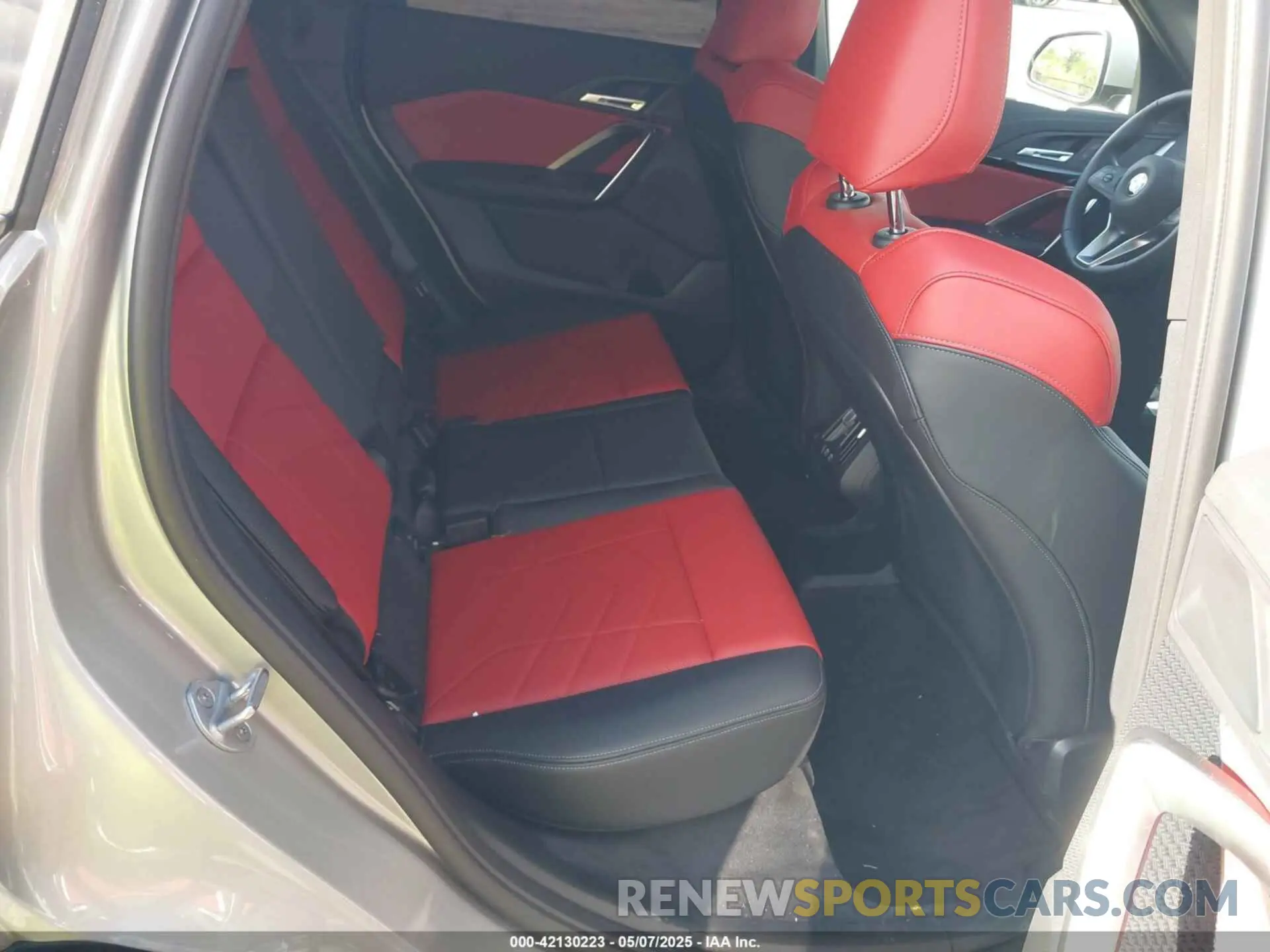 8 fotografías del automóvil dañado WBX73EF00S5245965 BMW X1 2025