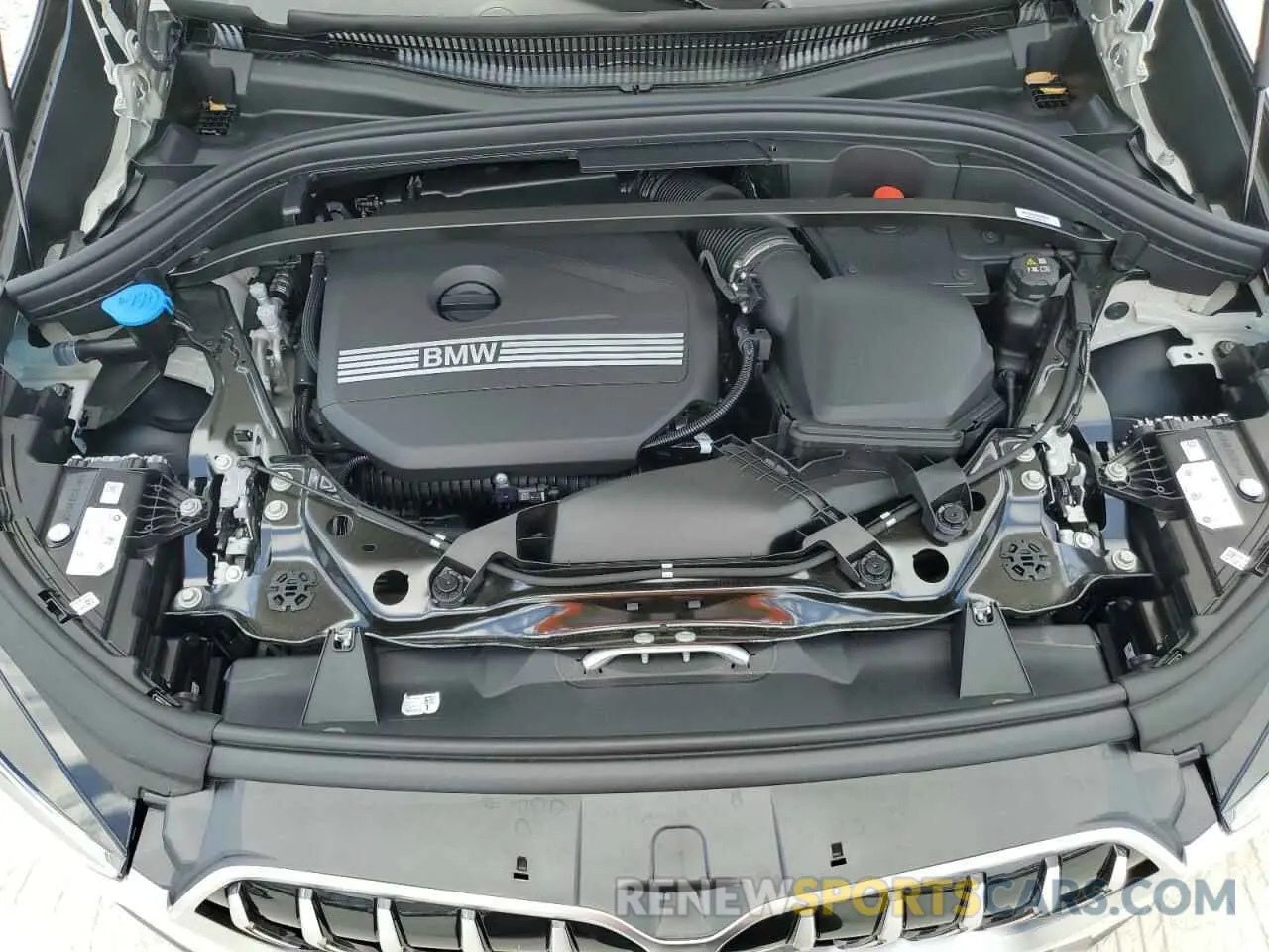 12 fotografías del automóvil dañado WBX73EF01S5241553 BMW X1 2025
