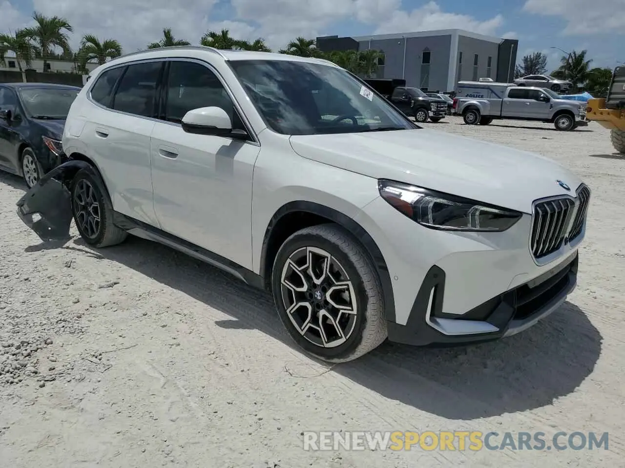 4 fotografías del automóvil dañado WBX73EF01S5241553 BMW X1 2025