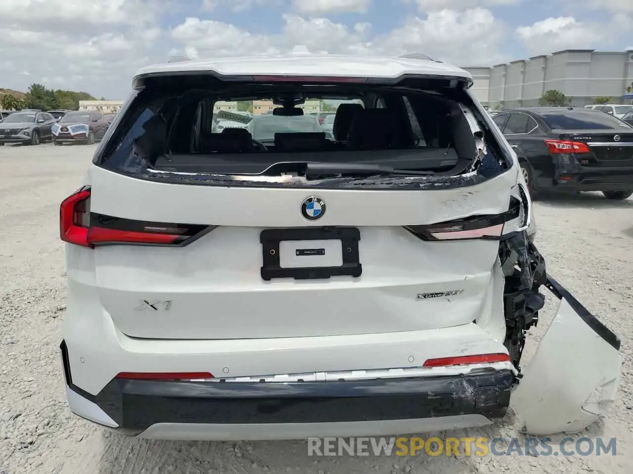 6 fotografías del automóvil dañado WBX73EF01S5241553 BMW X1 2025