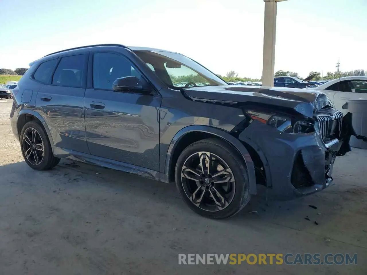 4 fotografías del automóvil dañado WBX73EF04S5064173 BMW X1 2025