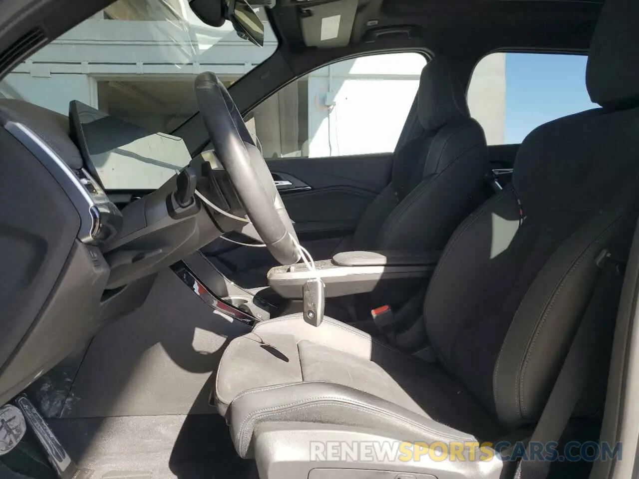 7 fotografías del automóvil dañado WBX73EF04S5064173 BMW X1 2025