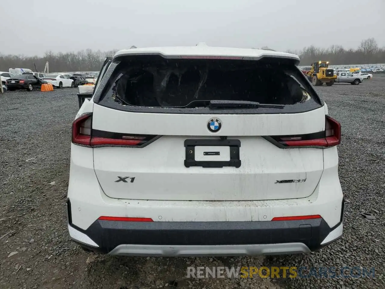 6 fotografías del automóvil dañado WBX73EF04S5205310 BMW X1 2025