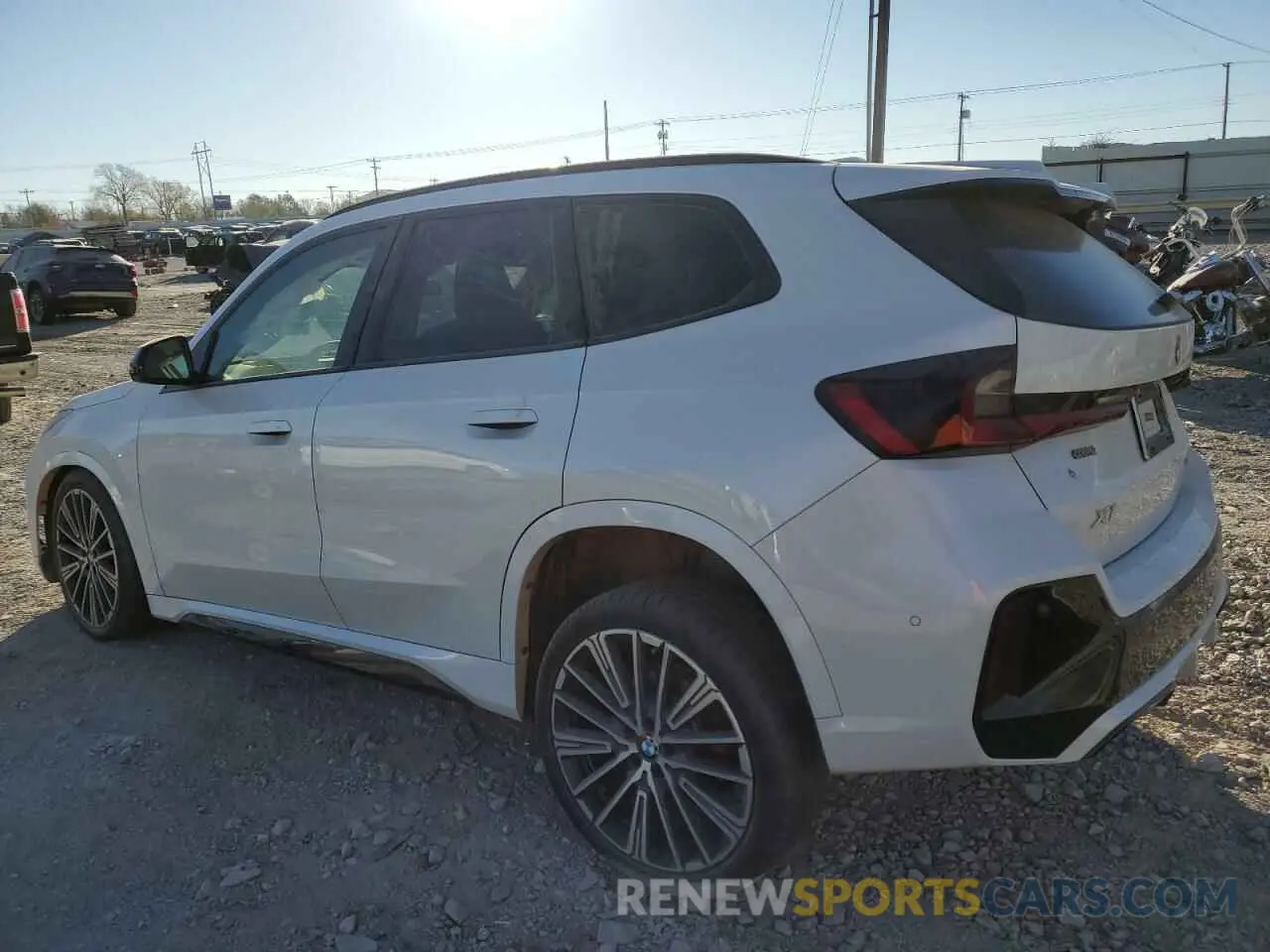 2 fotografías del automóvil dañado WBX73EF05S5043722 BMW X1 2025