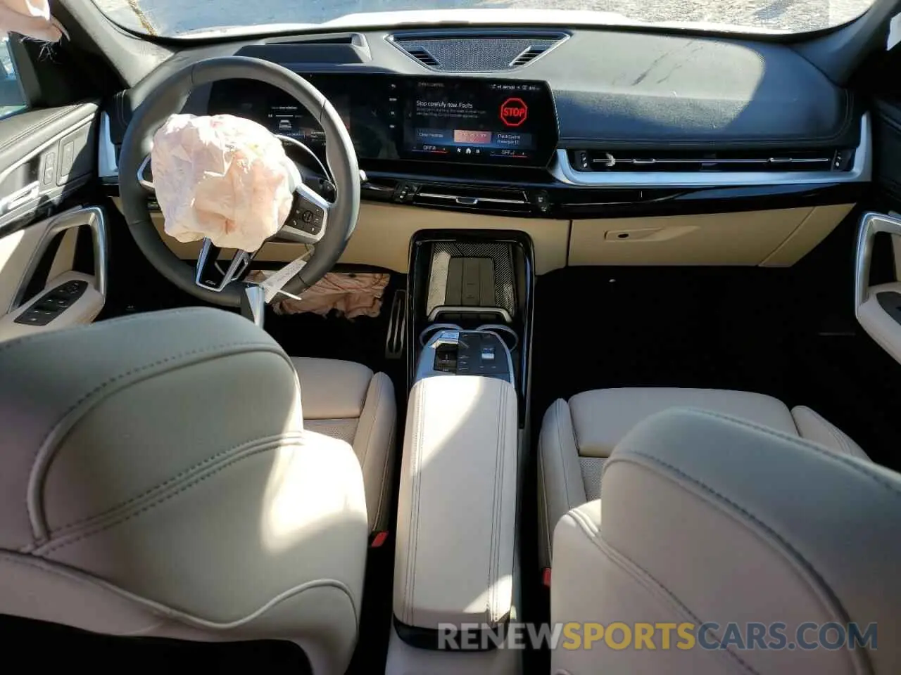 8 fotografías del automóvil dañado WBX73EF05S5043722 BMW X1 2025