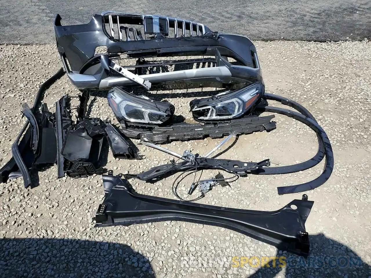 13 fotografías del automóvil dañado WBX73EF06S5209777 BMW X1 2025
